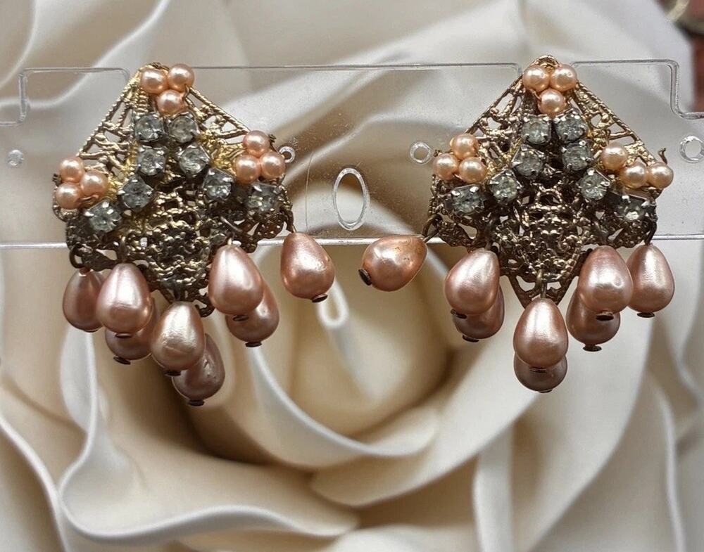 Vintage Peach Faux Pearl Rhinestone Filigree Clip On Earrings Dangle